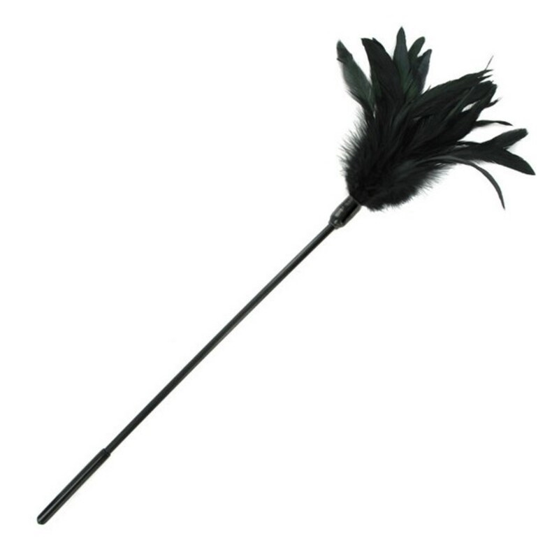 Starburst Tickler Sportsheets (Black)